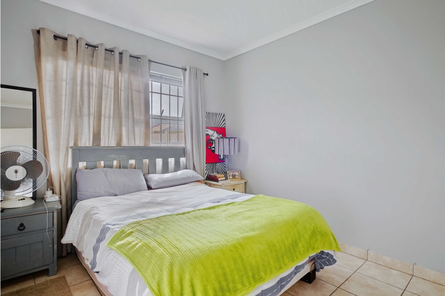 2 Bedroom Property for Sale in Parsonsvlei Eastern Cape